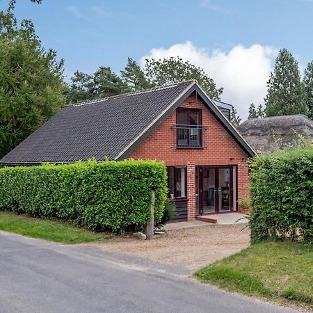 Hilley Holey Villa Horning Exterior photo